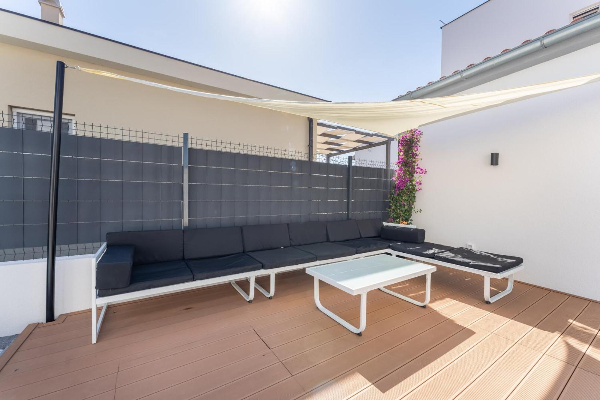 Bernie Apartments With A Pool 扎达尔 外观 照片